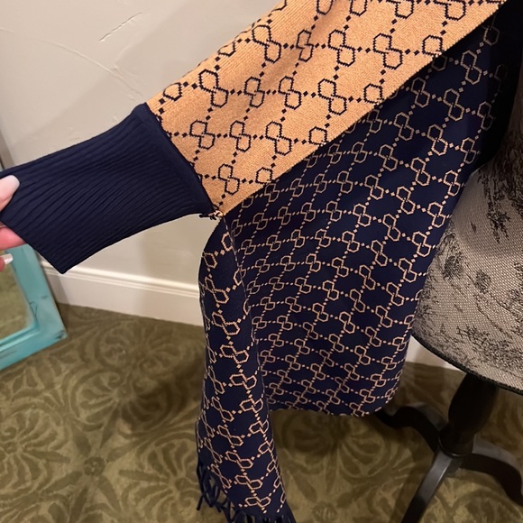 Reversible poncho navy & camel - Picture 4 of 6